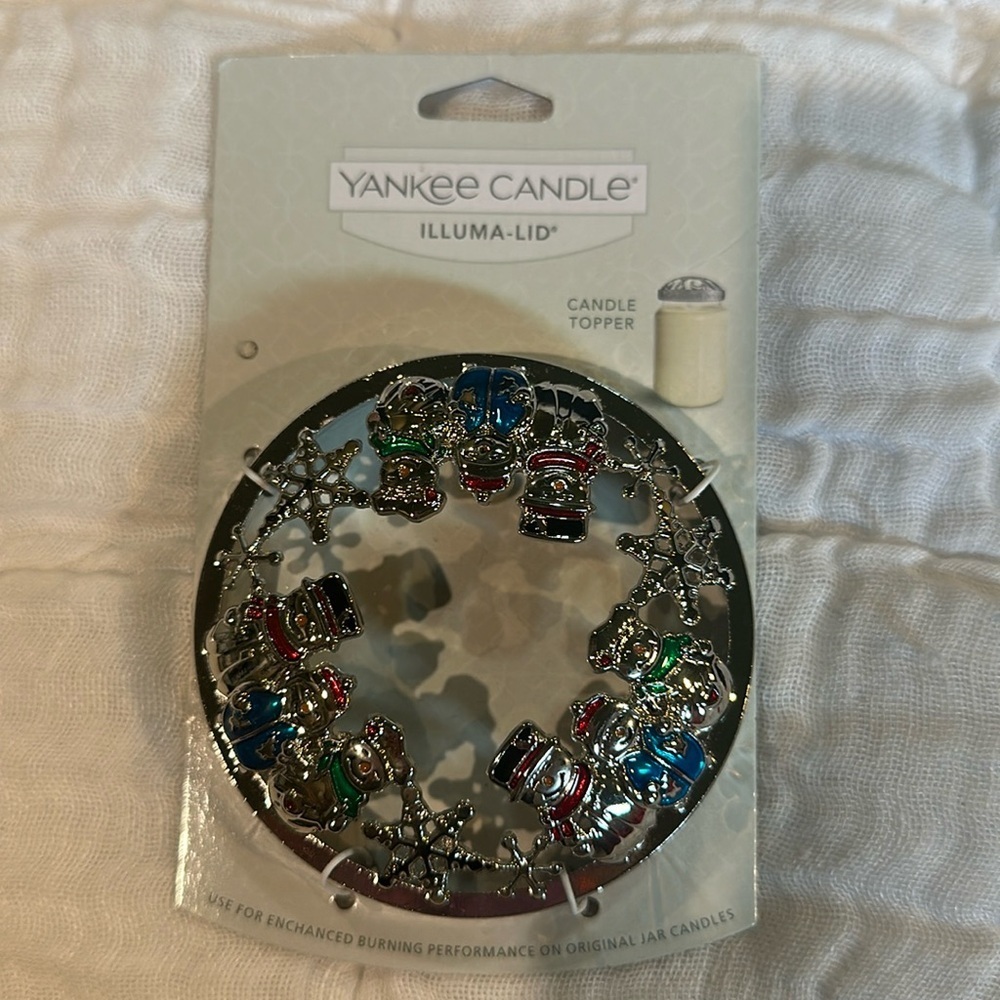 NWOT Yankee Candle Illuma-lid snowman candle lid